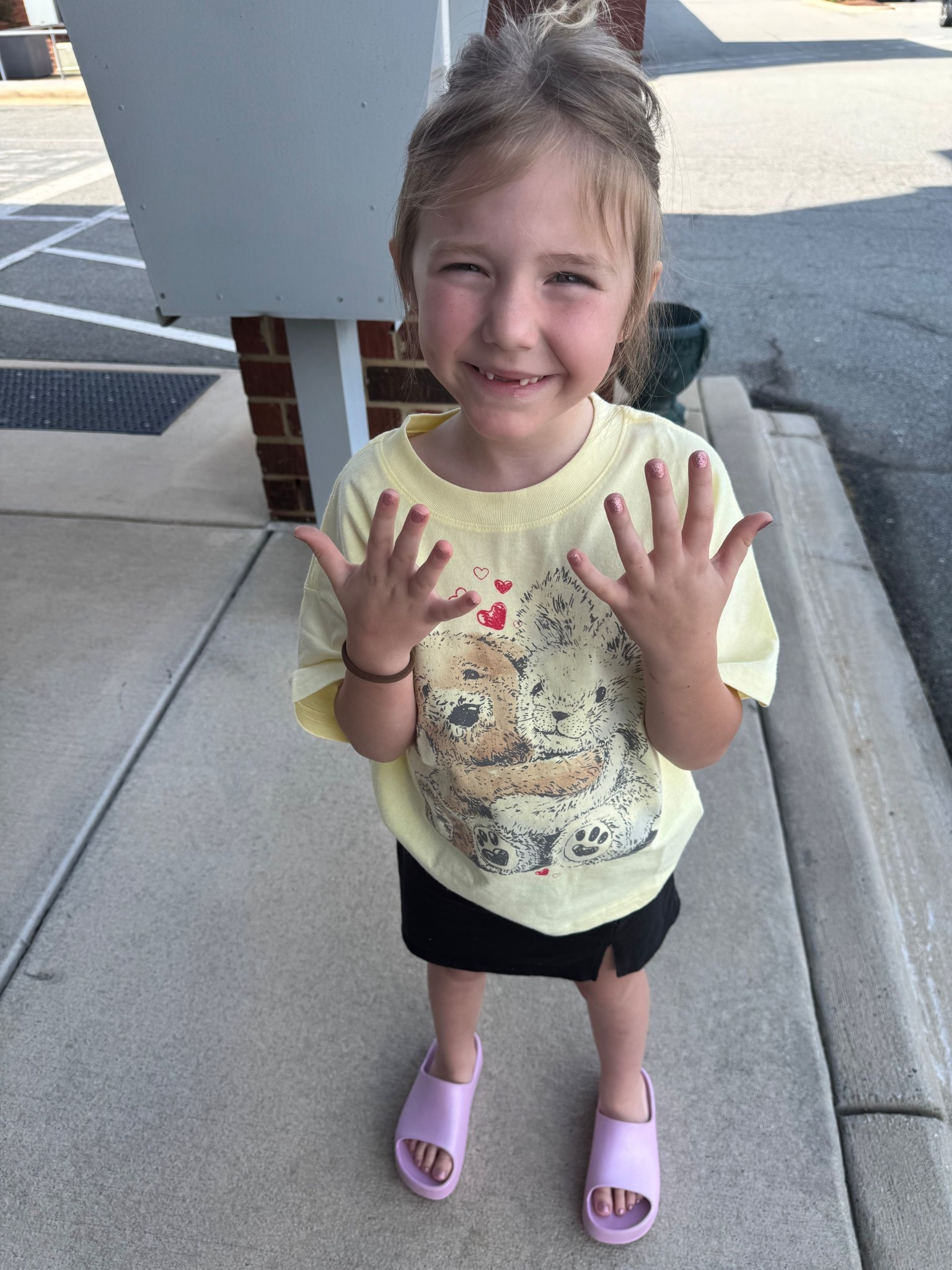 Mommy and Laikyn day💕💅🏼🌸

Cutest Walmart oversized tee! So may cute prints! She’s wearing size 6/7! 

#LTKBeauty #LTKootd #LTKKids