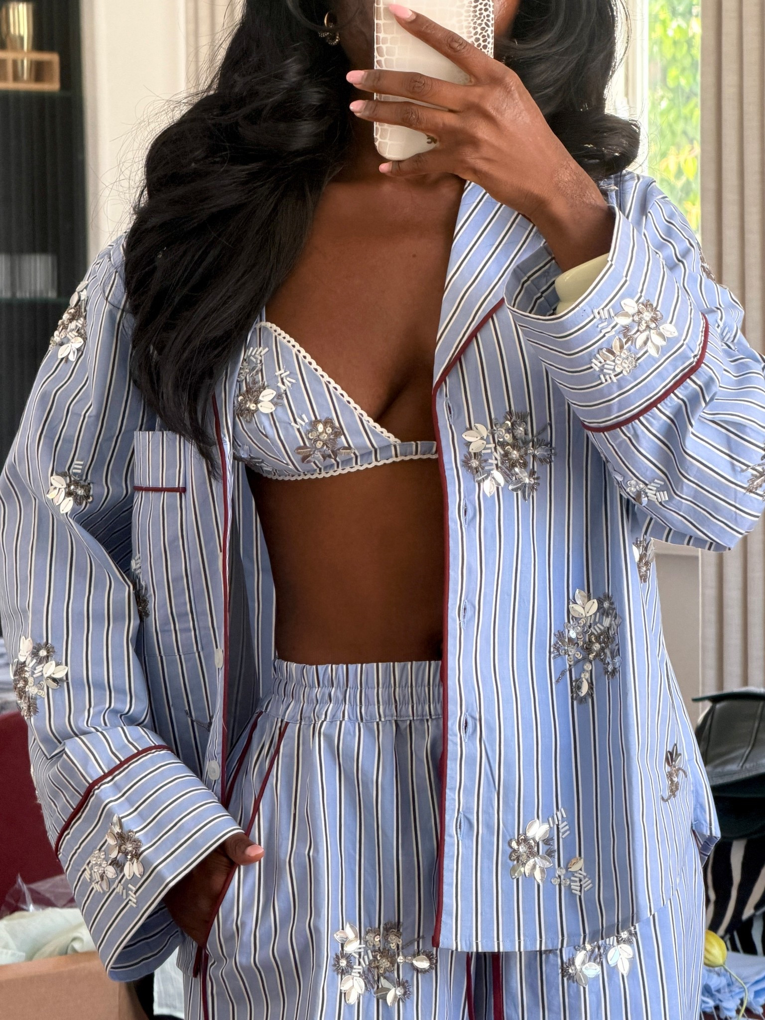 A fancy at-home lounge wear

#LTKmomlife #LTKgrwm #LTKootd