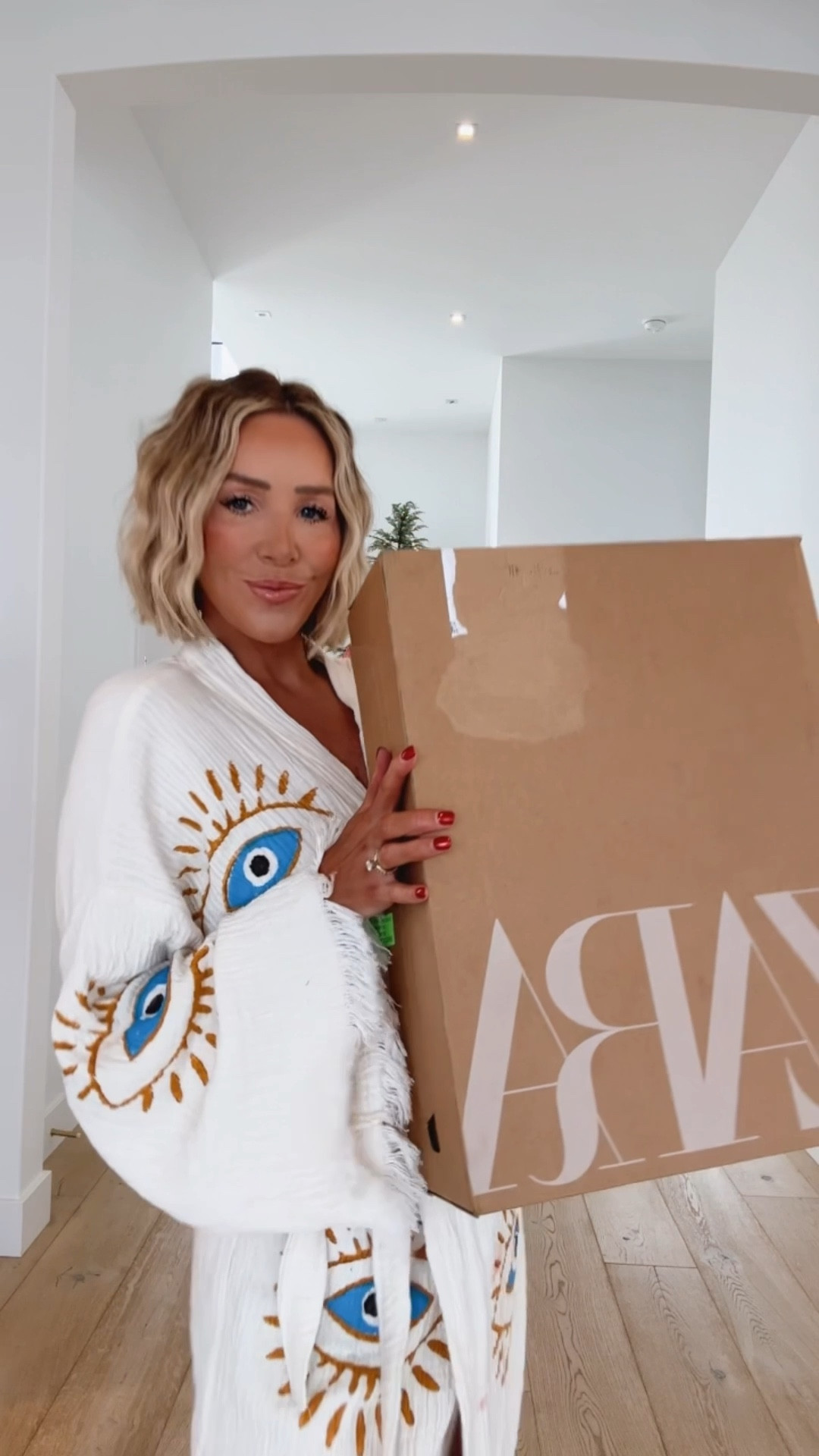 NEW in from Zara! The end of the the reel has perfect NYE looks that are still comfy! 🥂🫶✨ #zara 