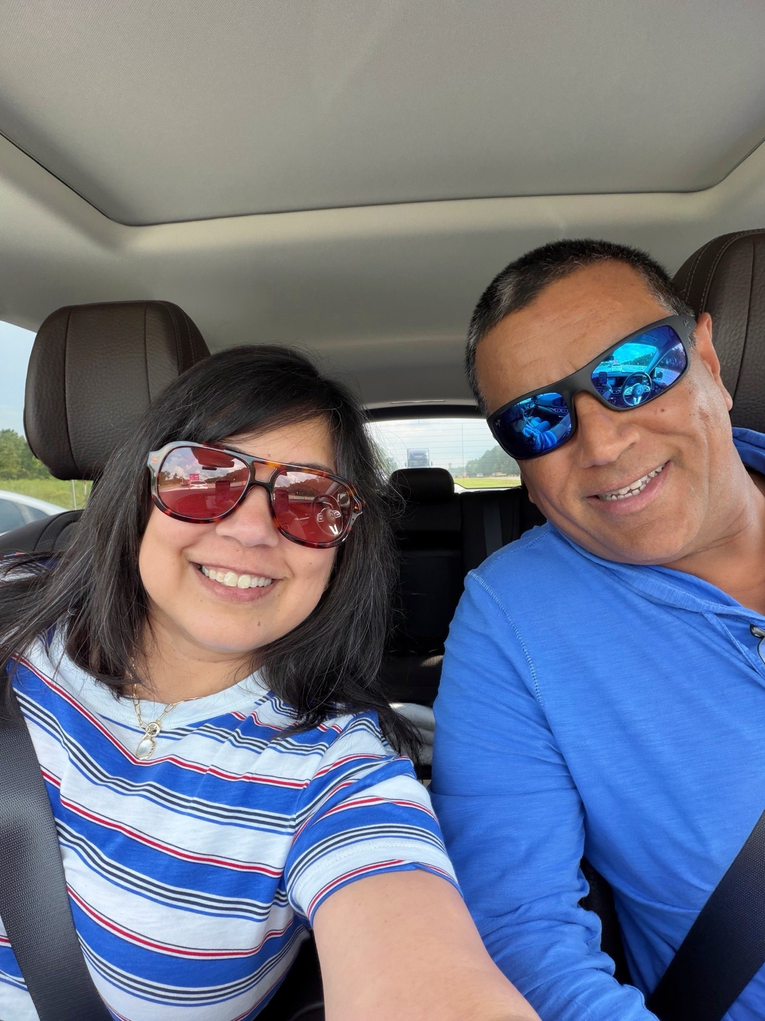 Road trip! 

Loft tee. Madewell sunglasses. Kendra Scott necklace.

#LTKootd #LTKOver40 #LTKTravel