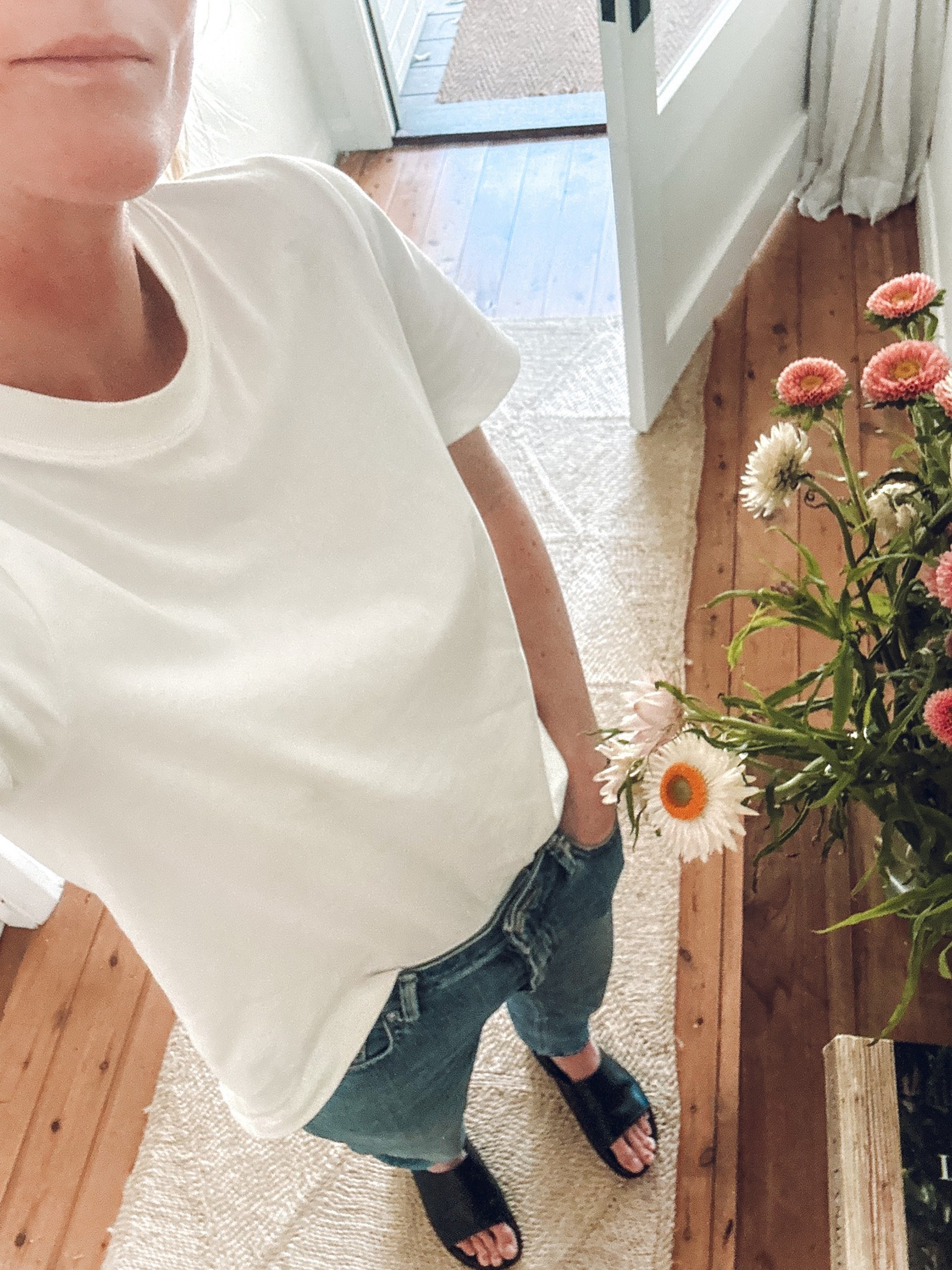 T’shirt season is upon us! This Classic white crew is being added to my capsule. I’m wearing an 8. 

#LTKnewzealand #LTKaustralia