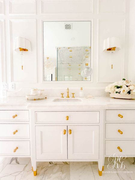 Bathroom vanity decor 

#LTKhome #LTKstyletip #LTKfindsunder50