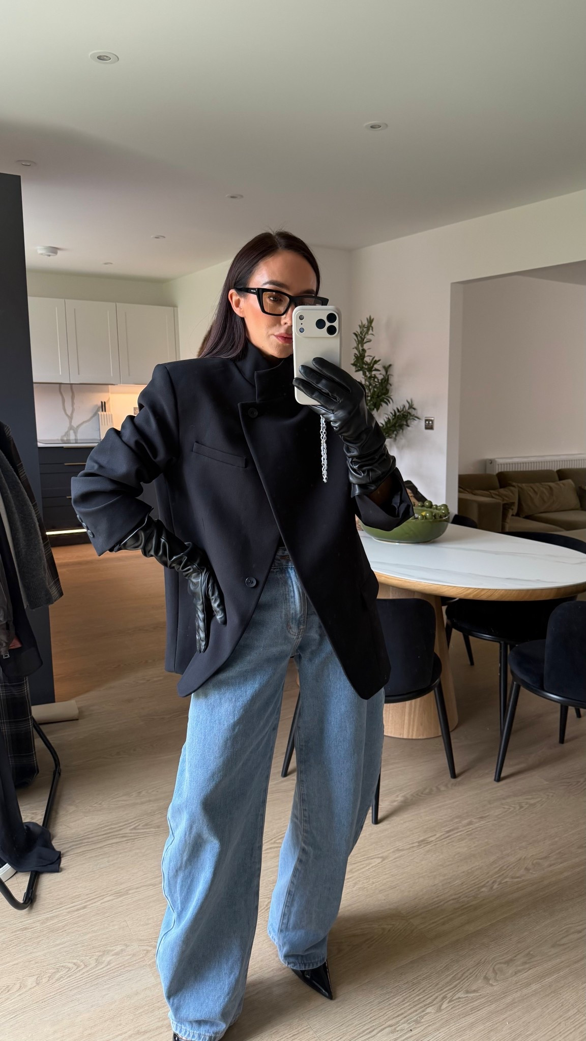 Copenhagen fashion week inspo. And this funnel neck blazer is back in stock!! 