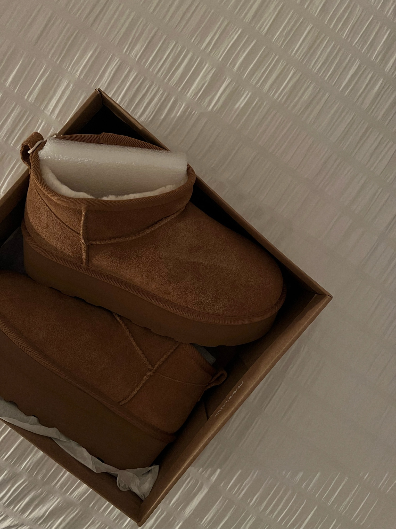 the fakest realest uggs I’ve ever seen 

#LTKSeasonal #LTKGiftGuide #LTKFind