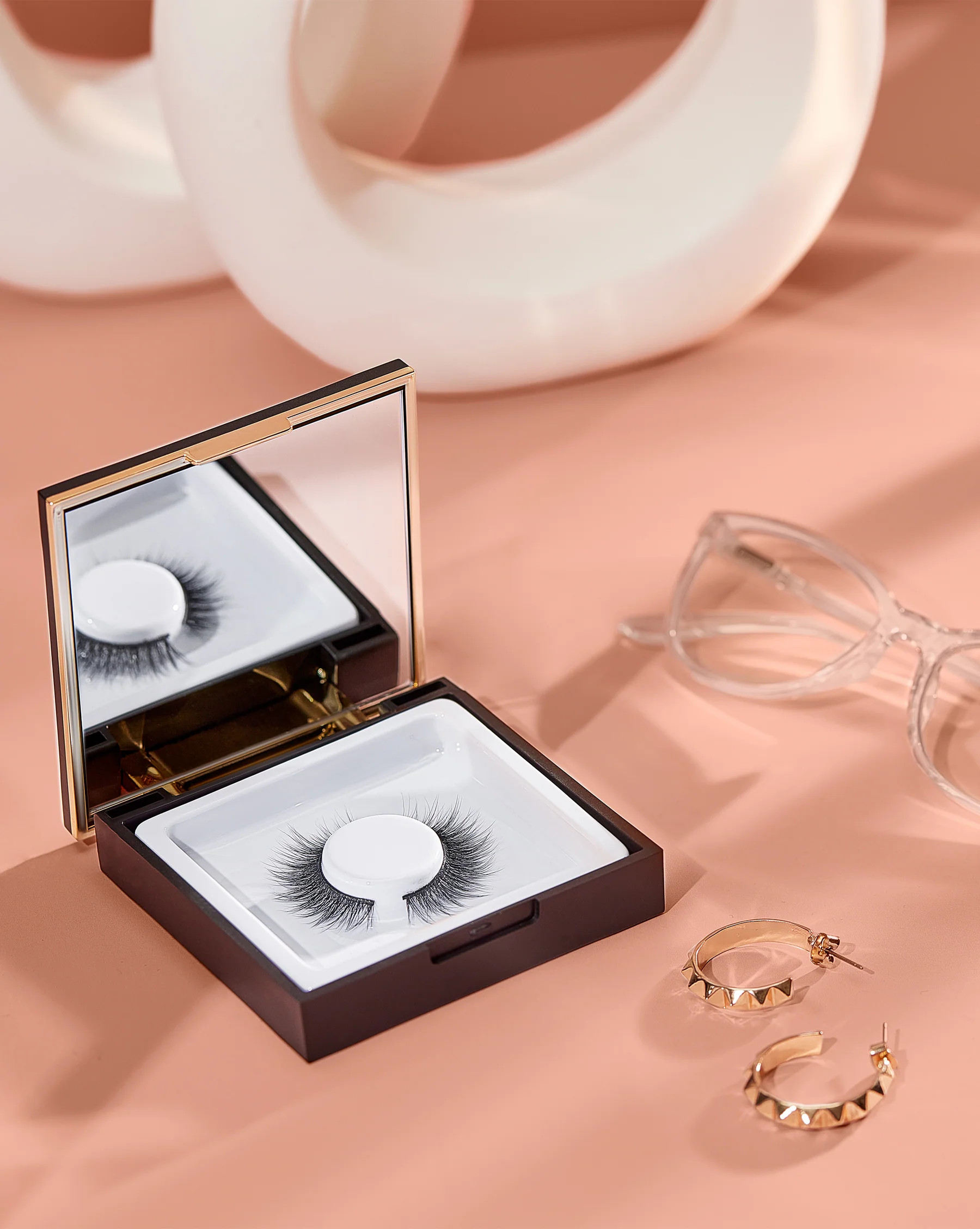 Blushing | Lilly Lashes