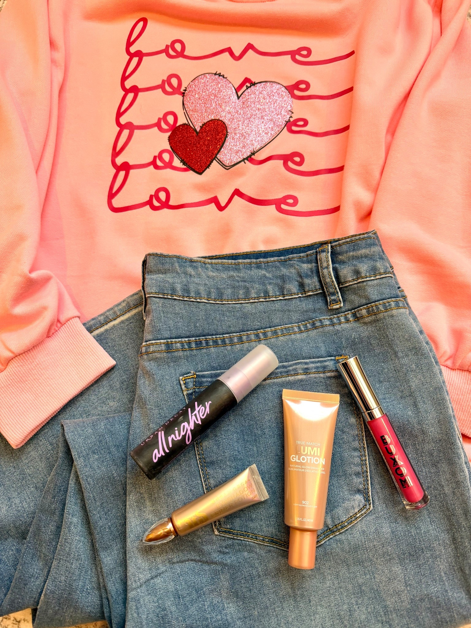 Valentine’s Day makeup essentials! ✨💄

#LTKBeauty #LTKOver40