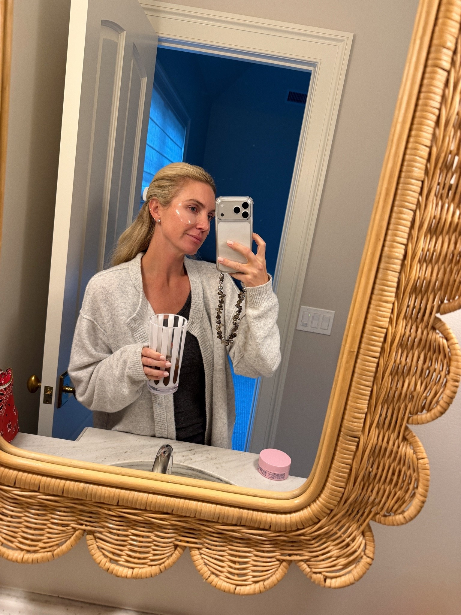 I can no longer sleep in…iced coffee and @terezandhonor eye patches to the rescue #ad
