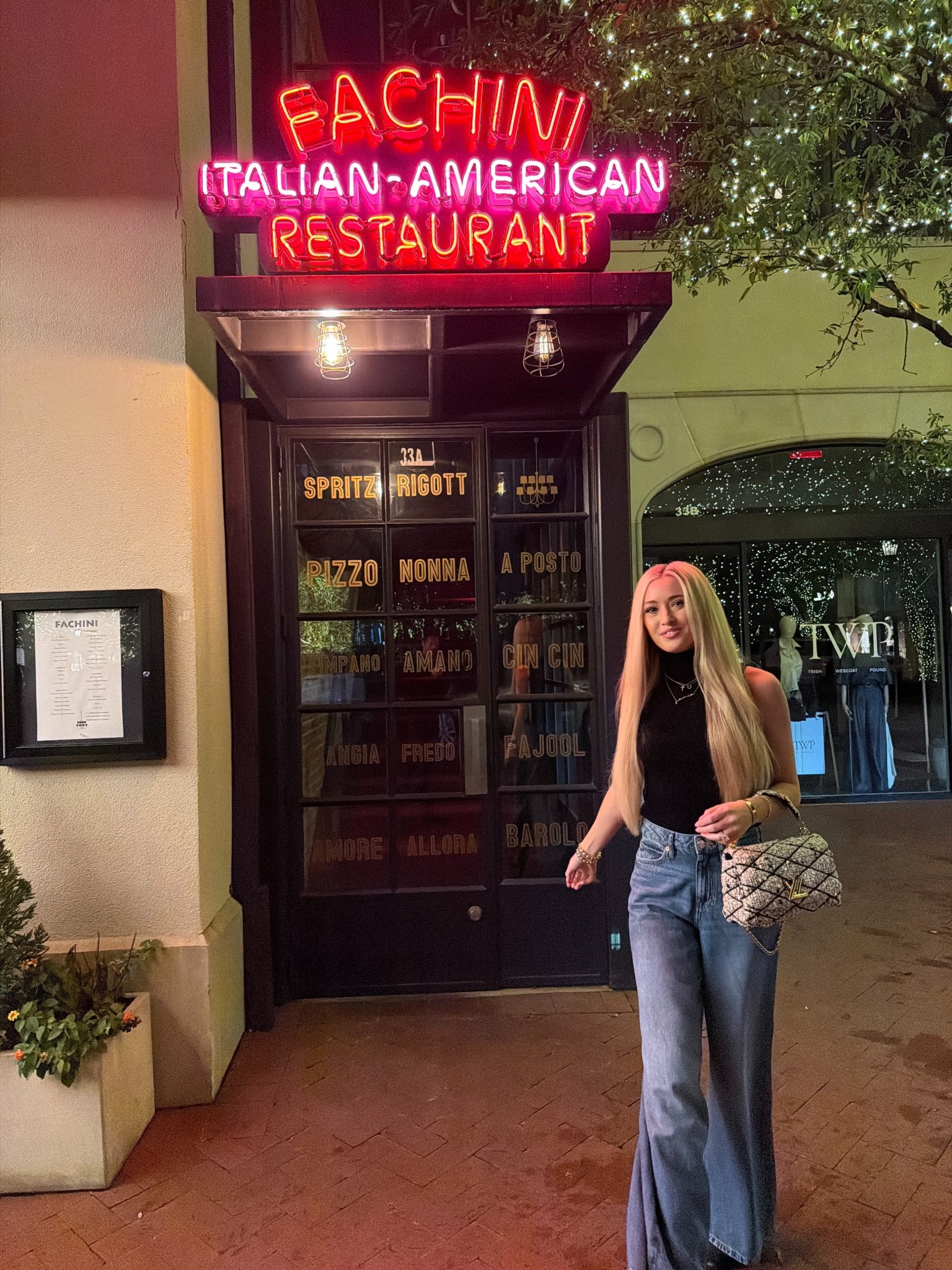 Linked my exact LV handbag, although I found mine at Keeks ✨ Linked my current fav Keeks bags if I were purchasing a bag anytime soon it would be one of these 🩷 Code “JAMIE50” for $50 off your in store or online purchase 💰 

#LTKootd