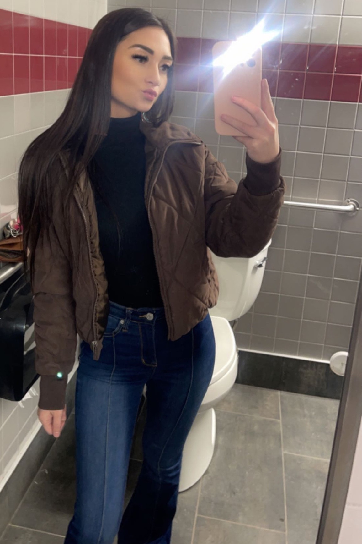 Puffer jacket, dark wash jeans, turtleneck, fall outfit 

#LTKfindsunder100 #LTKSeasonal #LTKstyletip