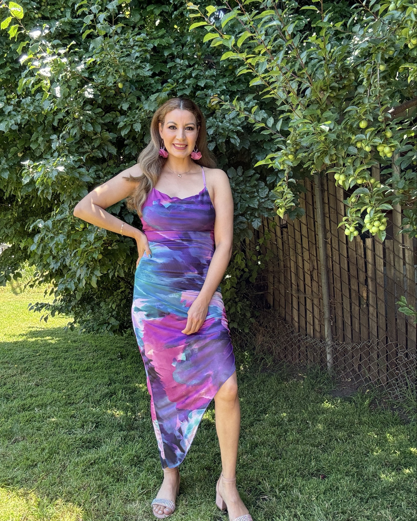 SOLY HUX Vestido largo con cuello vuelto y dobladillo dividido para mujer, teñido anudado, vestido largo sin espalda.
Size:M

#LTKStyleTip #LTKSeasonal #LTKBeauty