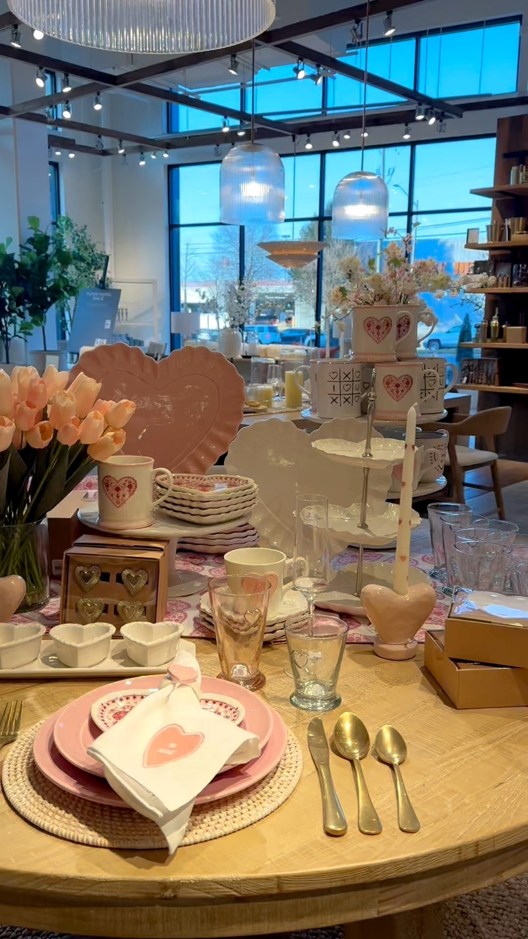 Pottery Barn Valentine’s Day Collection. 

#ValentinesDecor #ValentinesHome #HomeDecor #TableStyling #CandleDecor #ClassicDecor #CozyHome #LTKHome #LTKFinds #PotteryBarn

#LTKHome