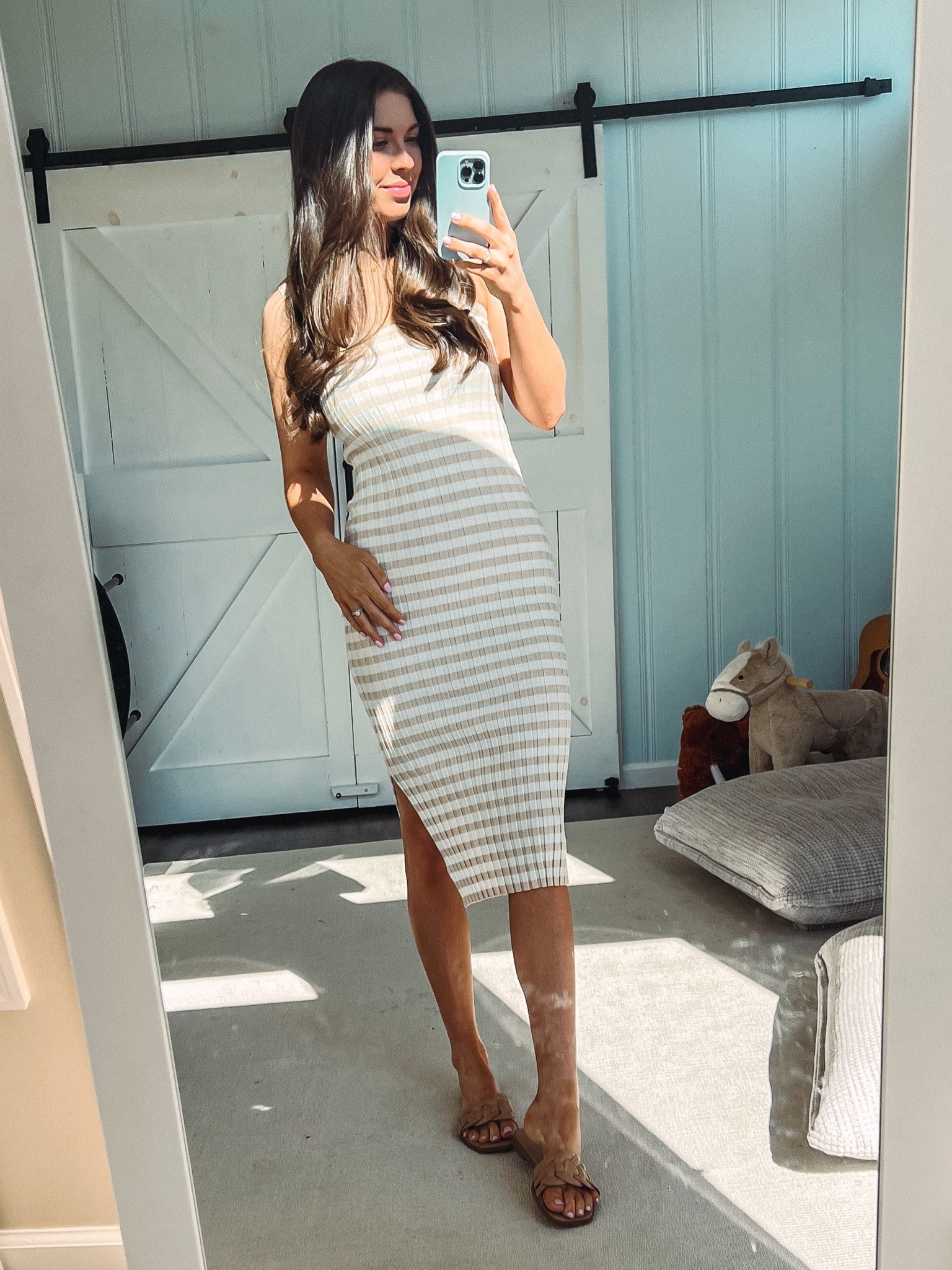 One of my favorite every day dresses right now. It’s gonna be perfect to throw a jacket over for my fall transition wardrobe too 😍 

Ribbed midi dress, summer outfit, fall outfit

#LTKFindsUnder50 #LTKxVICI #LTKStyleTip