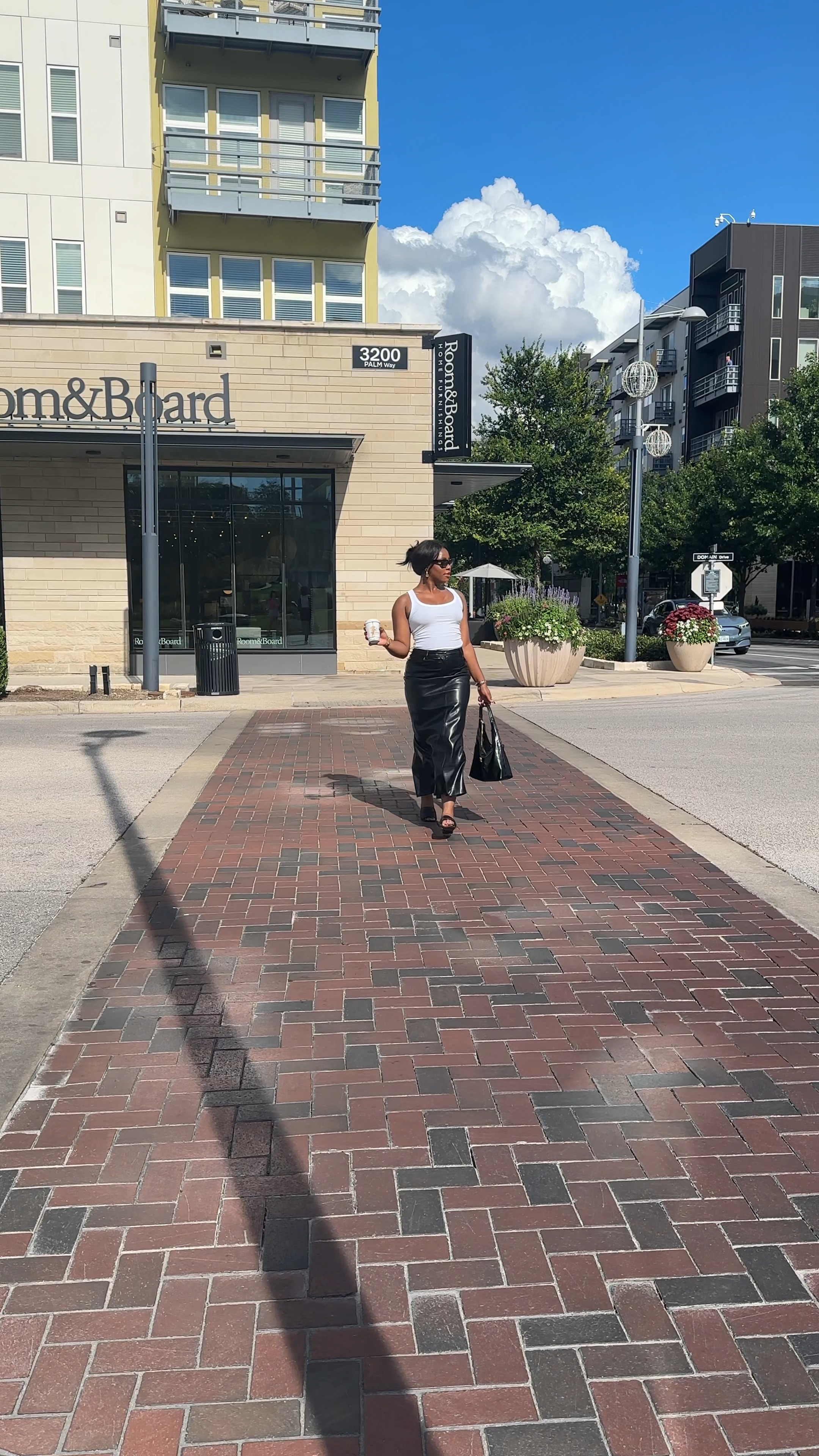 a comfy chic outfit to get coffee & run errands in 🤍🖤

#LTKxNSale #LTKStyleTip #LTKVideo