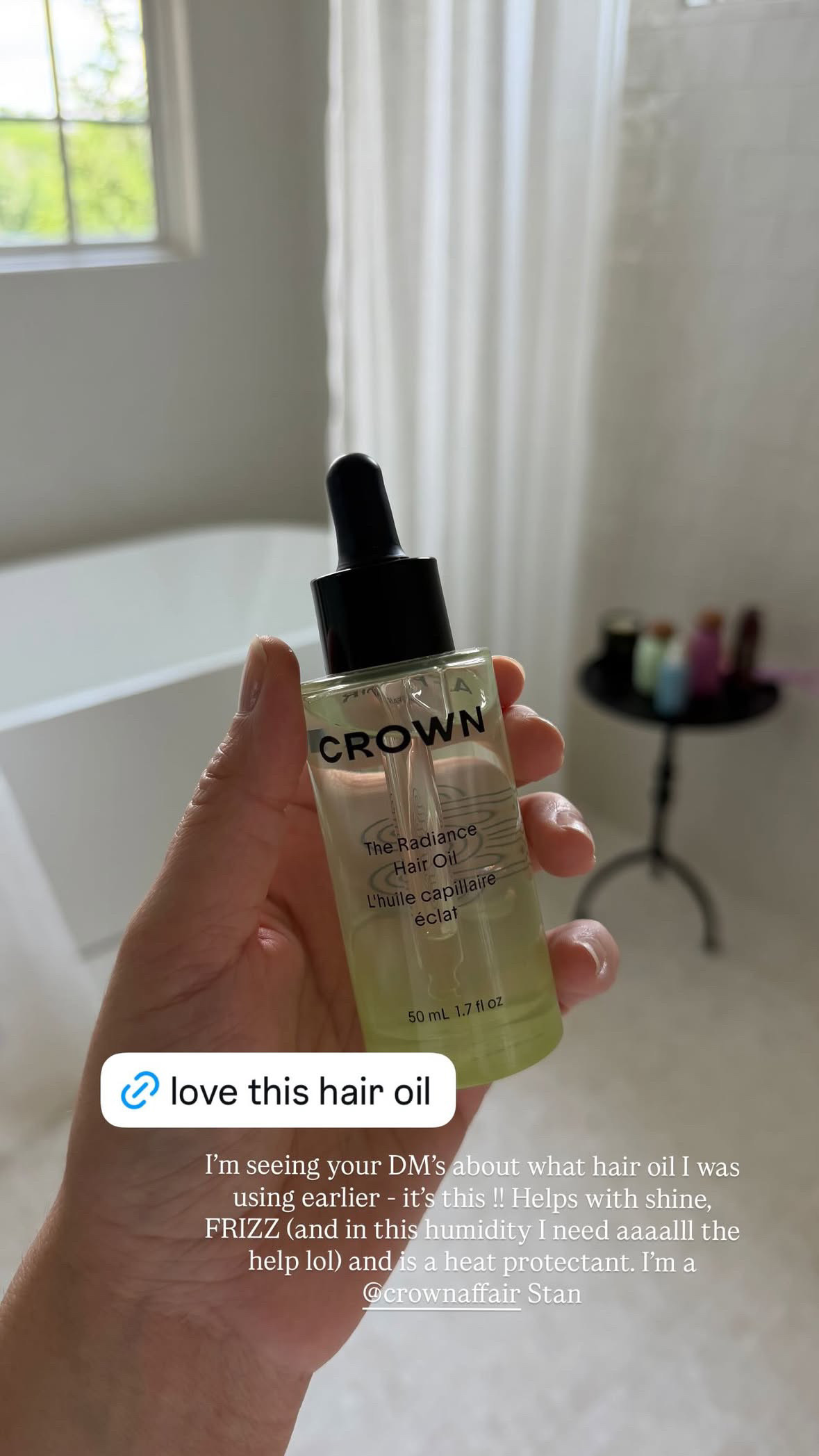 This hair oil is my favorite - especially in the summer! 

hair l hair oil l crown affair 

 