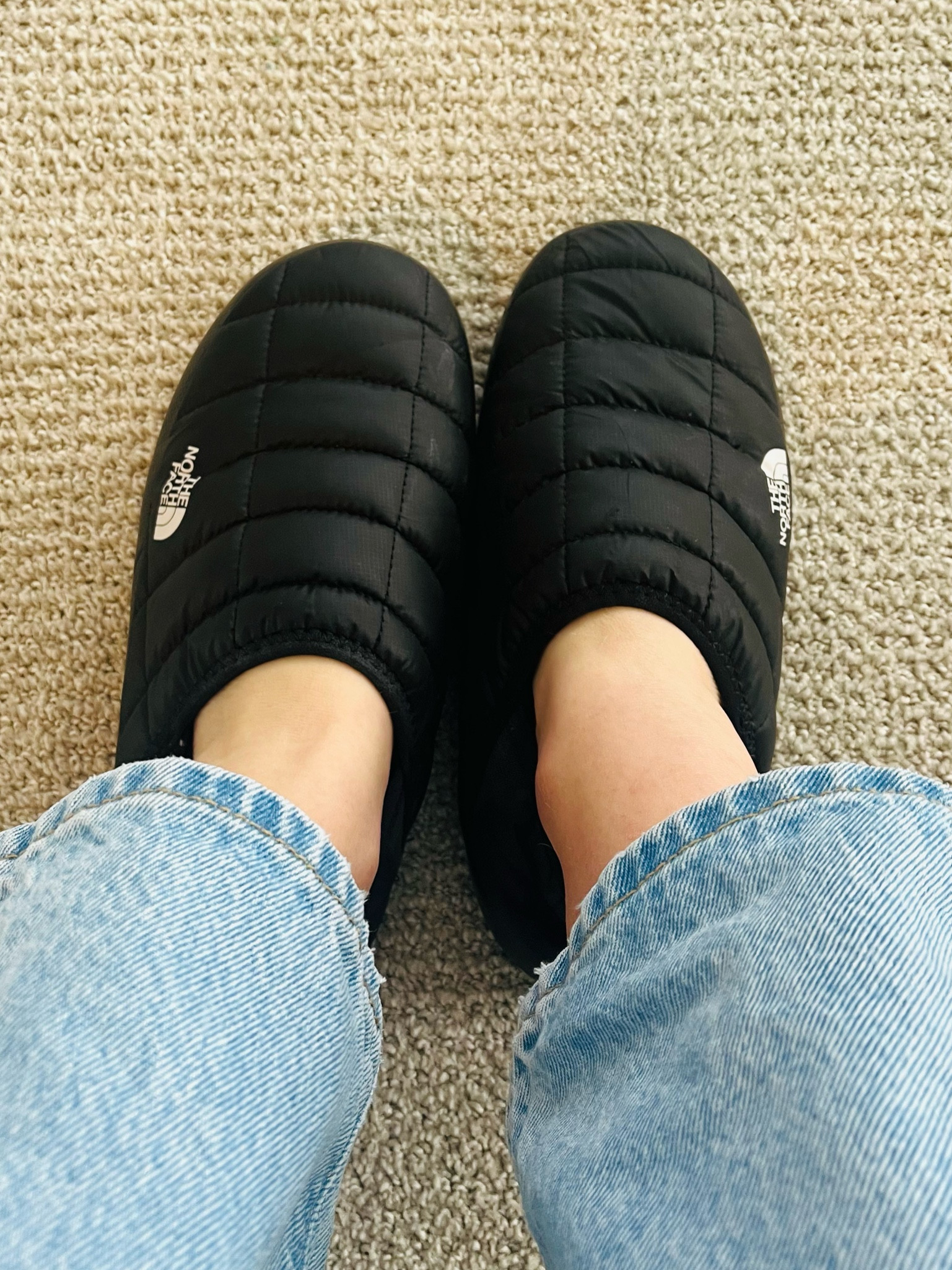 Beyond obsessed with these Northface Slippers (tts)

#LTKFind #LTKshoecrush #LTKunder100