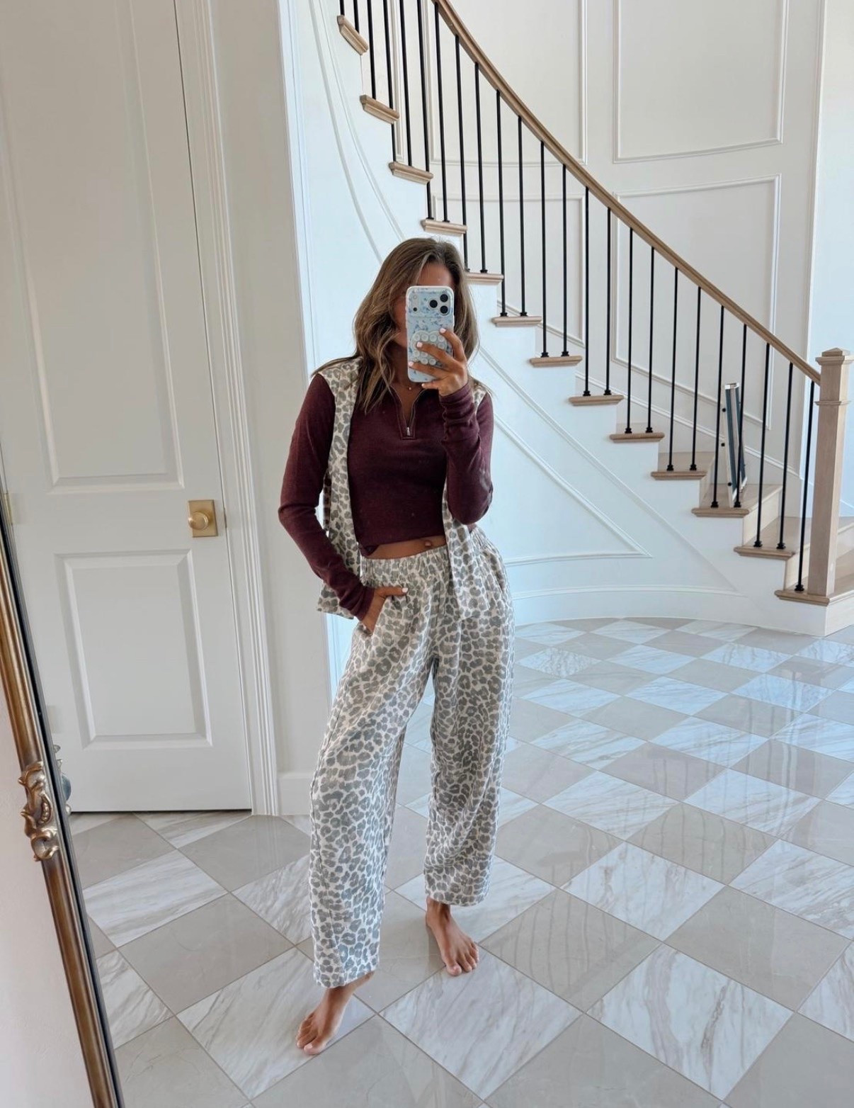 Fall outfit roundup with some of my recent favorites pieces from @American Eagle Outfitters @Aerie


#ootd