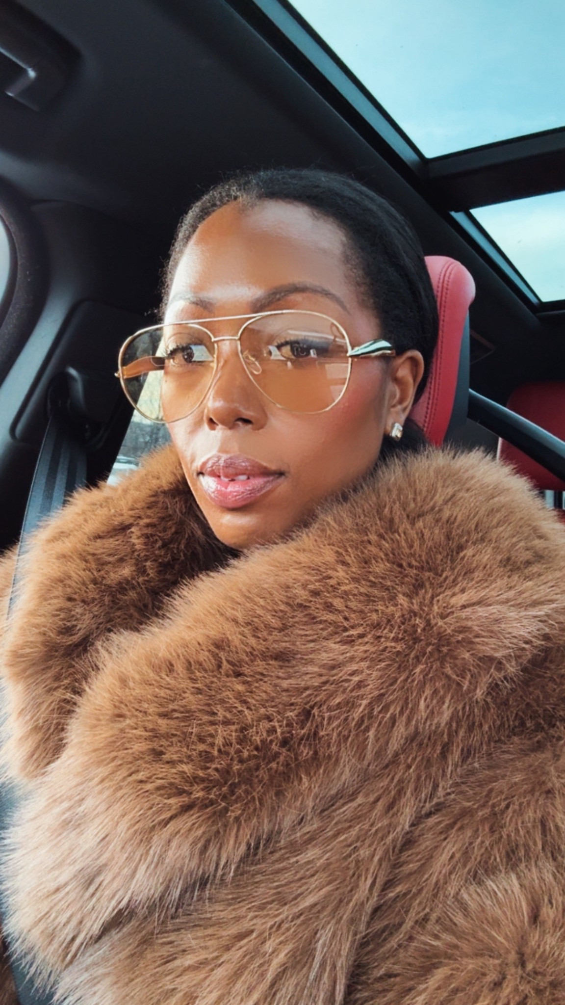 Favorite winter combo, faux fur and indoor/outdoor sunnies! 

#LTKootd #LTKGiftGuide #LTKHoliday