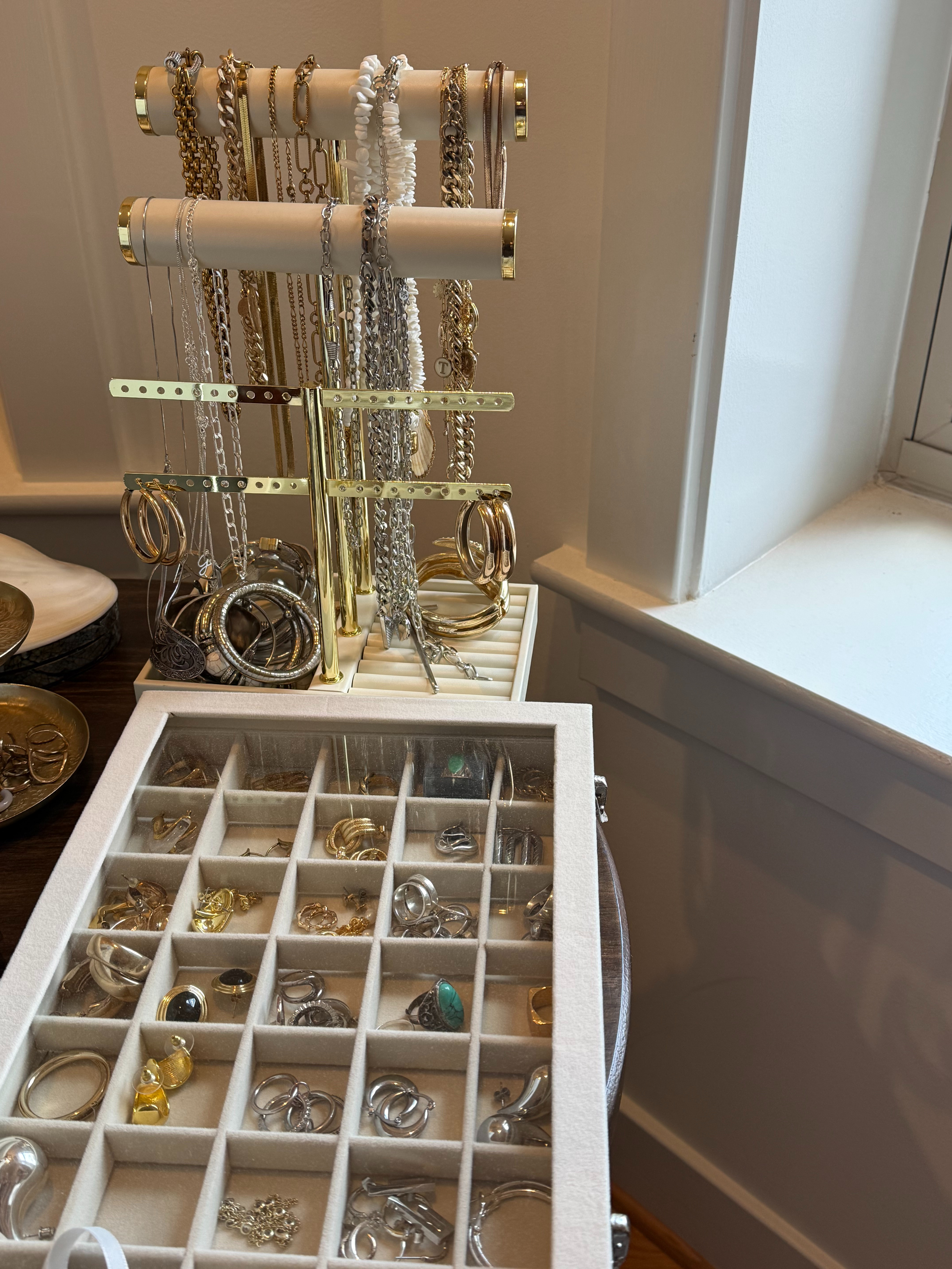 Upgraded my jewelry organization!!  

 #LTKgrwm #LTKU #LTKBeauty
