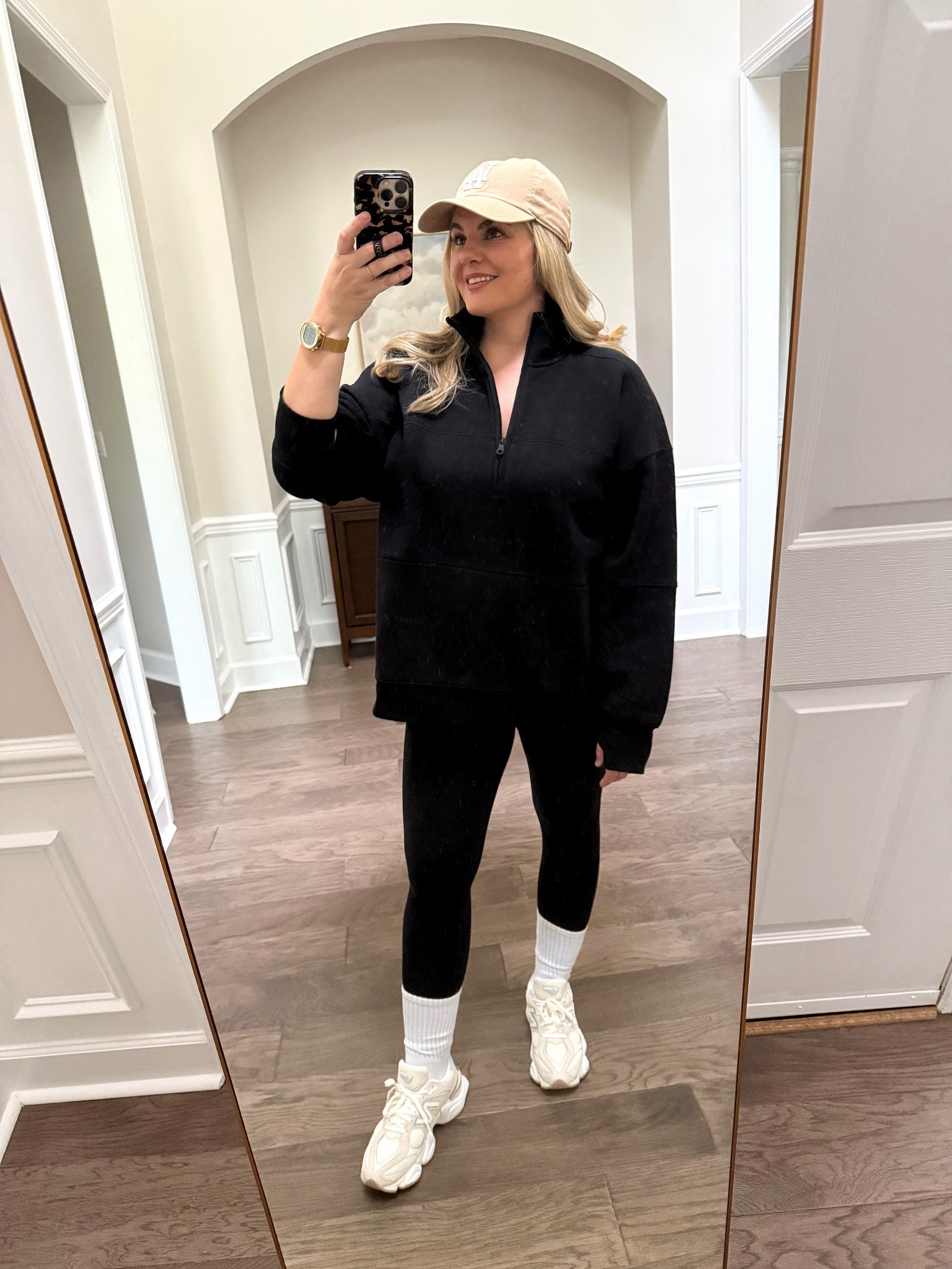 Wearing size large in fleece quarter zip sweatshirt 


#LTKFindsUnder50 #LTKMidsize #LTKSaleAlert