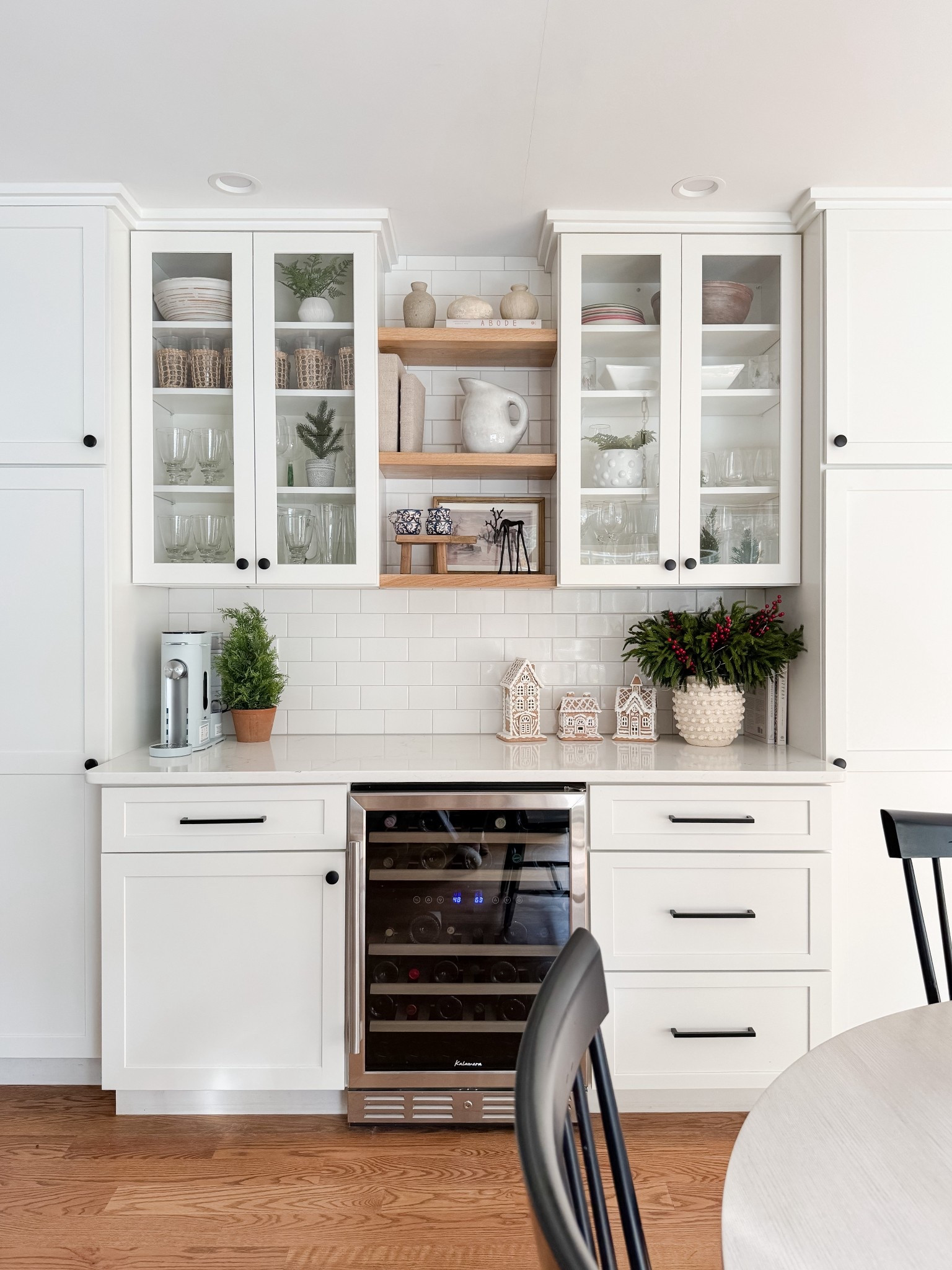 Kitchen home decor candle warmer winter decor holiday decor vase and stems Amazon holiday 

#LTKHome #LTKHoliday