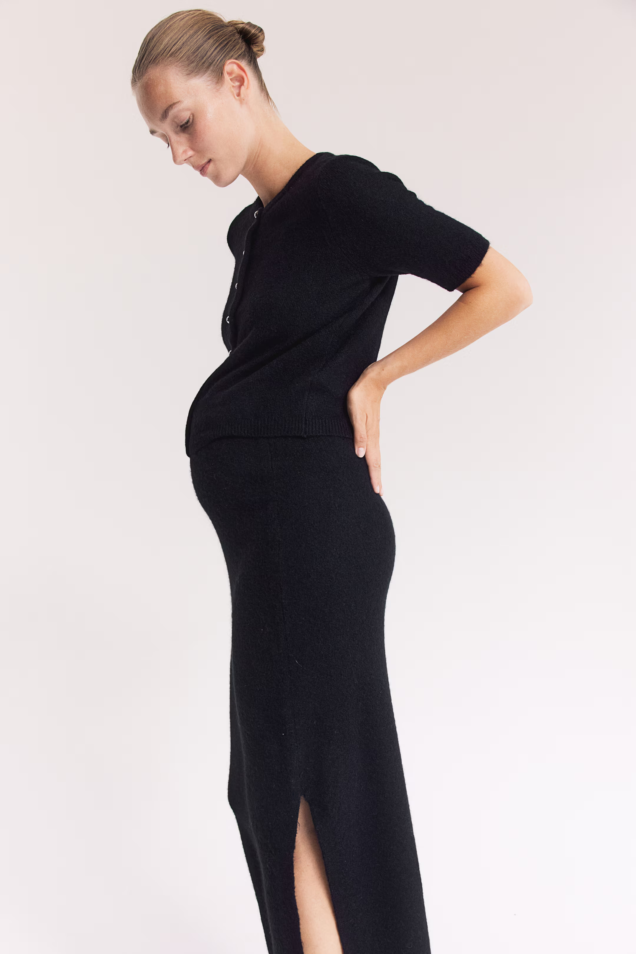 MAMA Knit Skirt - High waist - Midi - Black - Ladies | H&M US | H&M (US + CA)