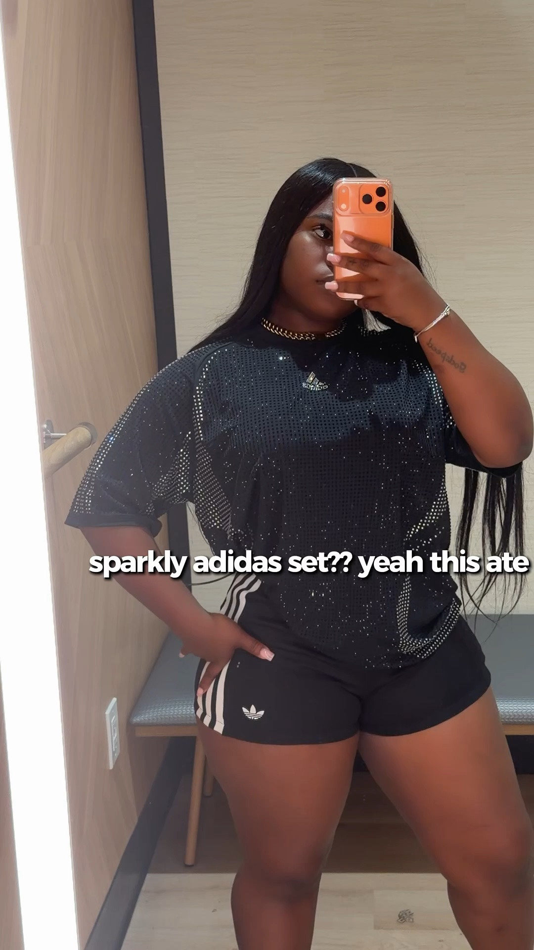 the outfit was cute… but the heel made it 😮‍💨

this is your sign to stop overdoing the outfit and let the shoe be the moment.

comment “link” and I’ll send the set + heels 💌

#statementheels #stevemaddenheels #rainbowshops #petitecurvyfashion #ootdinspo