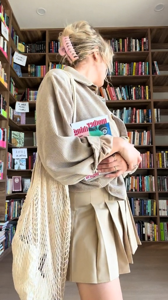 Books & Looks: Neutrals 🤍🤎

#LTKHoliday #LTKCyberWeek

#LTKGiftGuide