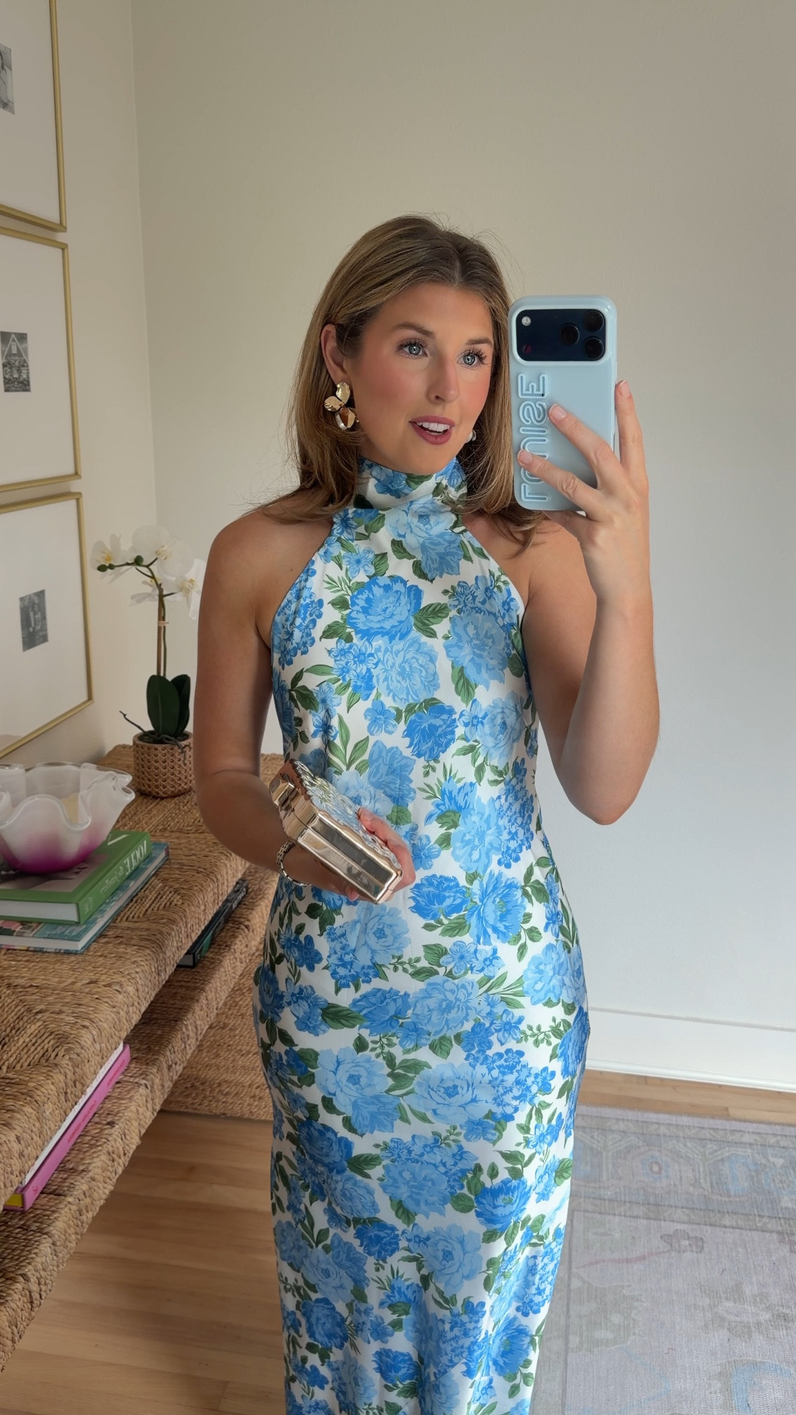 Summer formal or black tie look! Wearing a S