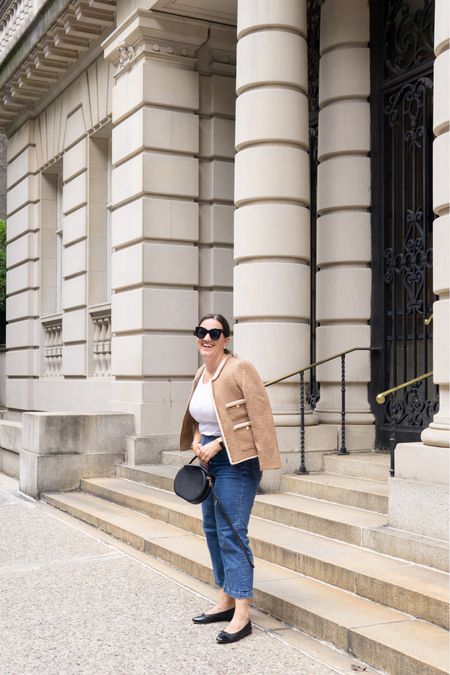 The Carlyle is always a good idea 🤍 Exploring the Upper East Side in J. Crew and Chanel. Wearing a Size 12 Lady Jacket, Size Large White Tee, and Size 30 Wide Leg Jeans. Can’t forget these classic Chanel Flats and Celine glasses!  

#nycblogger #nycstyle #nycstyleblogger #nycstylist #nycinfluencer #uppereastside #thecarlyle #carlylememories #bemelmansbar #injcrew #jcrewstyle #classicstyle #midsizestyle #midsizefashion #midsizeblogger #size12style 

#LTKmidsize #LTKcurves #LTKtravel