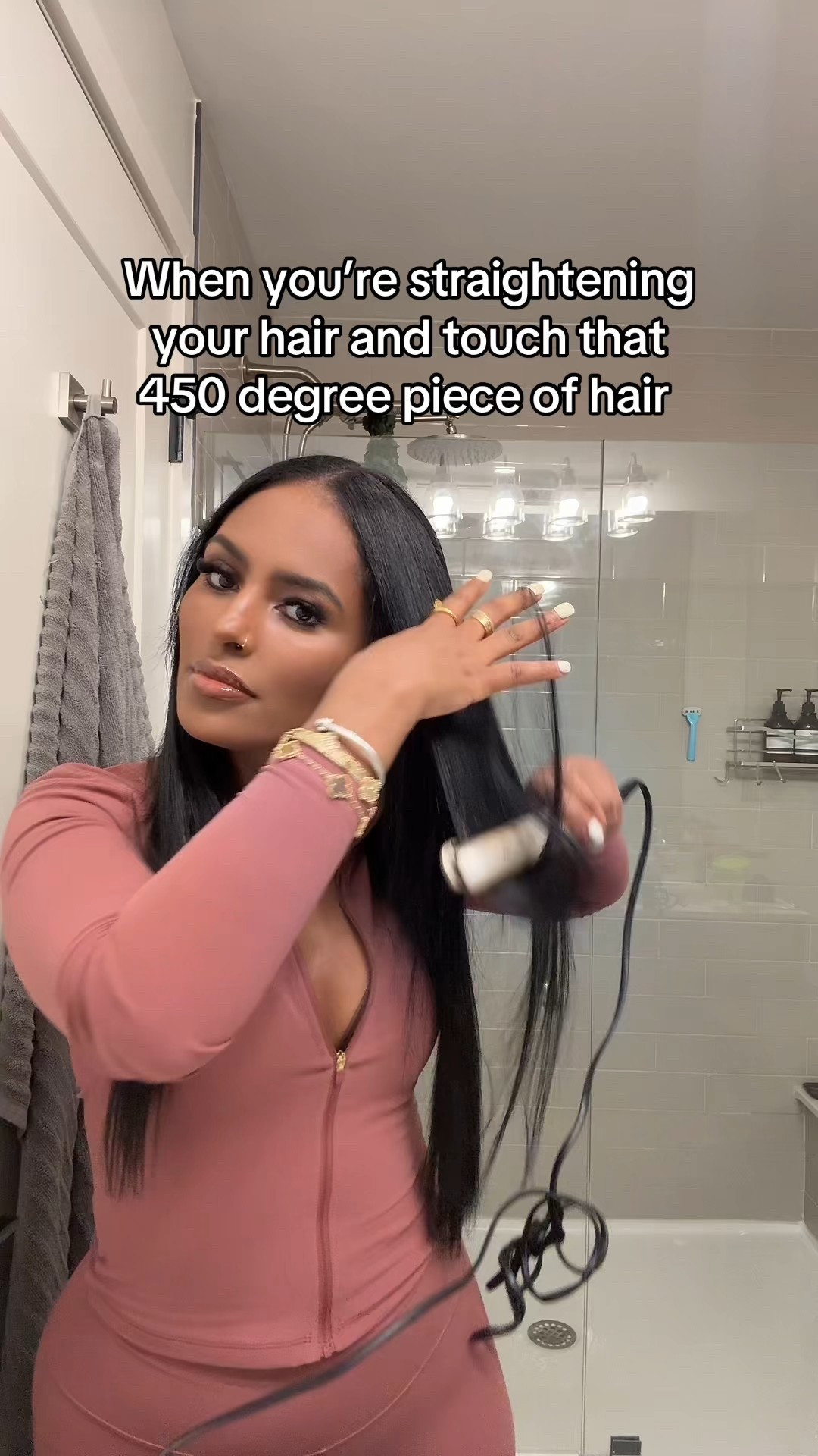 And flared legging same color 