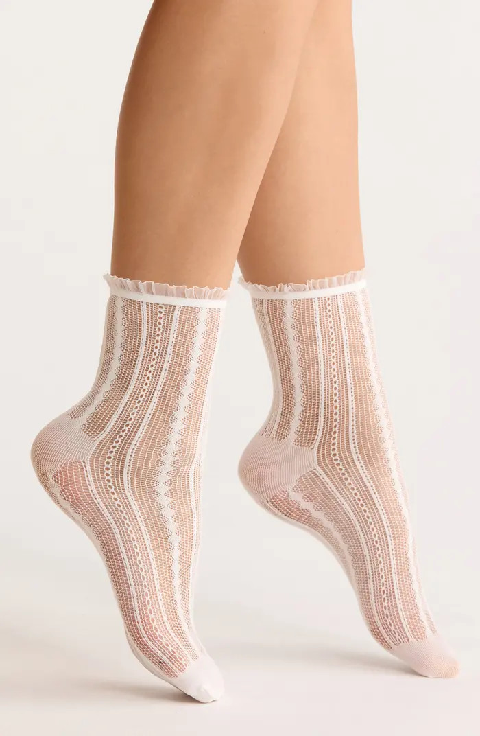 Sheer Lace Quarter Socks | Nordstrom