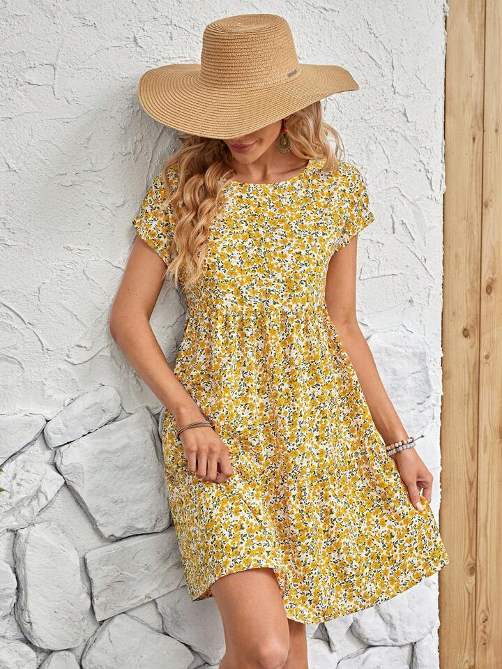 SHEIN LUNE Ditsy Floral Print Batwing Sleeve Smock Dress | SHEIN