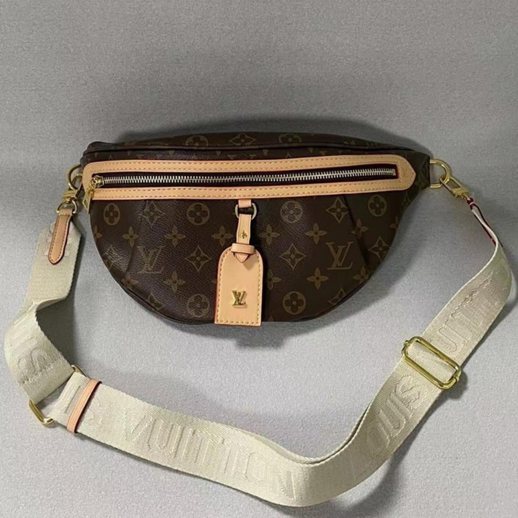 Louis Vuitton Onthego cloth tote curated on LTK