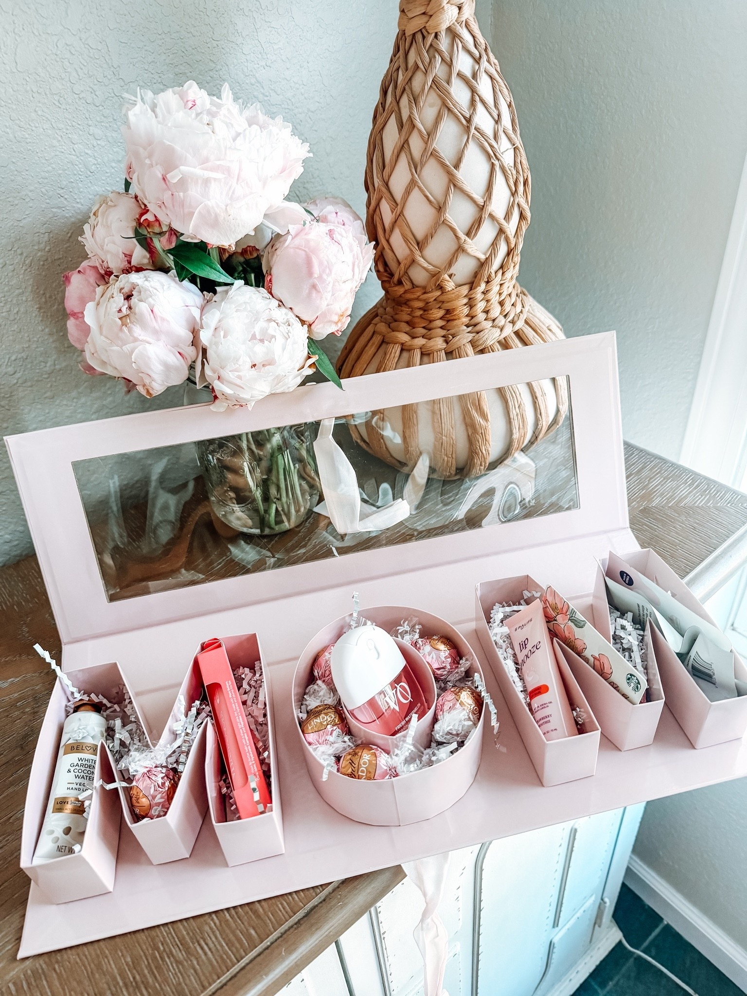Easy last minute Mother’s Day gift! 🫶🏻🌸

#LTKMothersDay #LTKmomlife