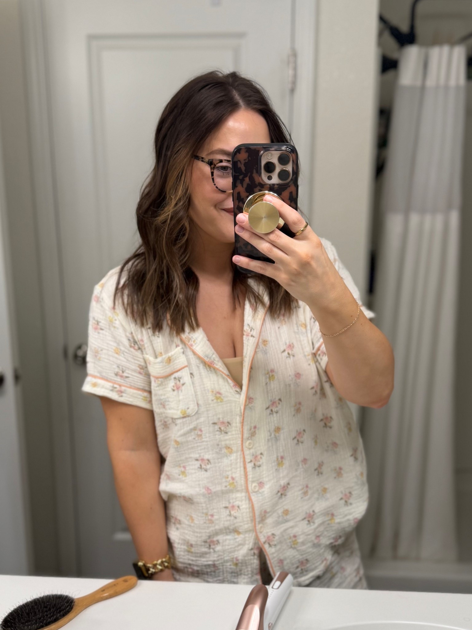 Loose curls with my fav curling wand 

#LTKBeauty #LTKMidsize