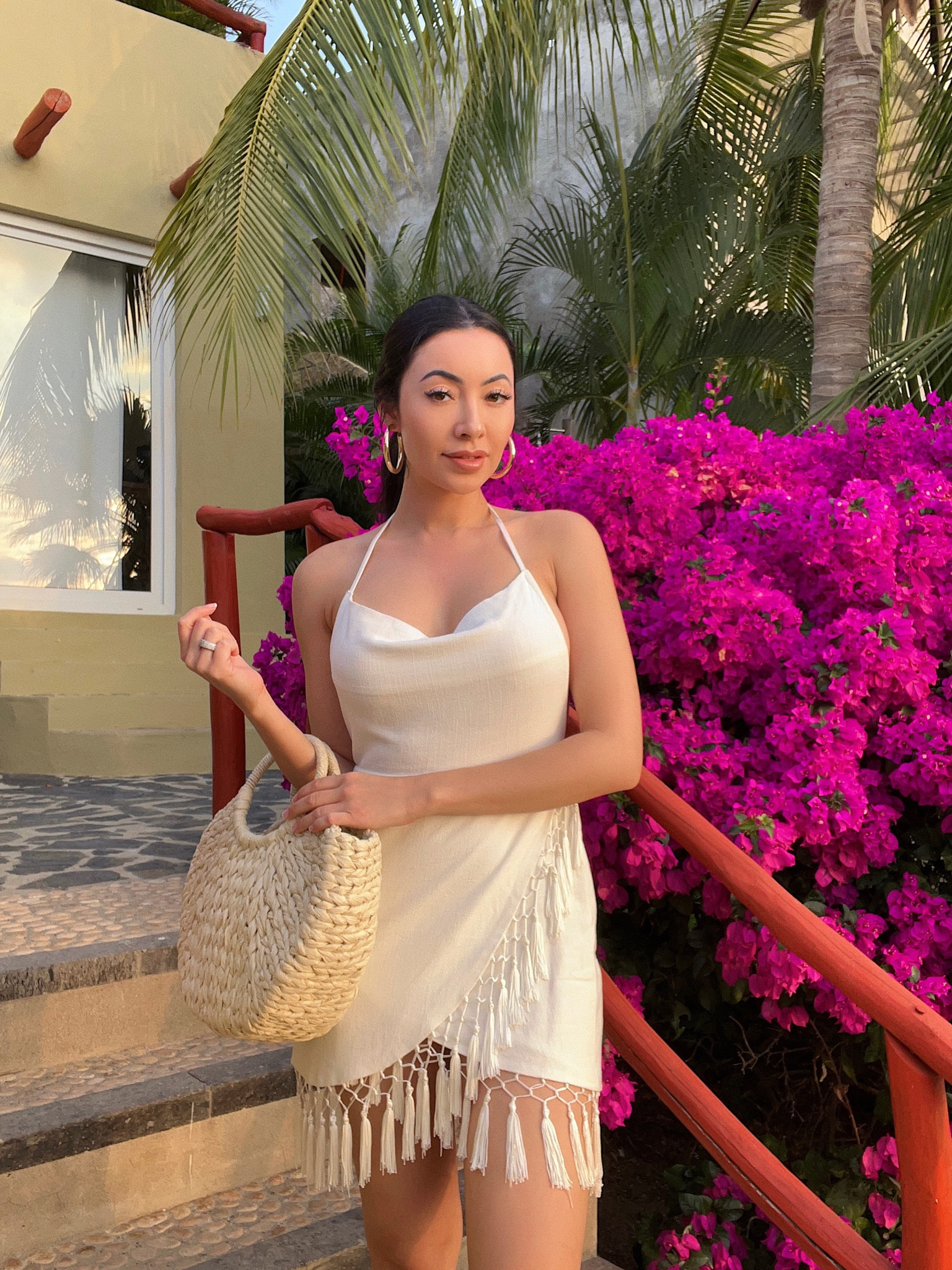 White Tassel Fringe Dresses For Tropical Vacation

This particular dress was from Forever21 last year. I’ve listed several similar concept options!


#LTKunder50 #LTKSeasonal #LTKtravel