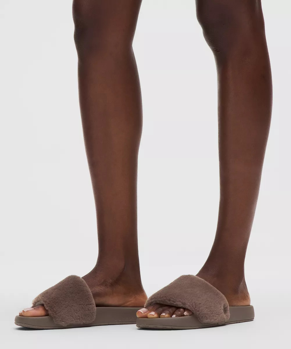 Women's Restfeel Faux Fur Slide | lululemon (AU)