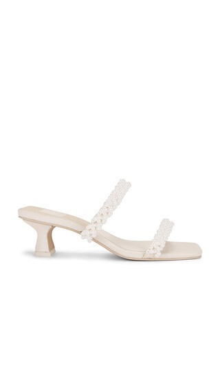 Dolce Vita Boni Pearl Sandal in White. - size 7.5 | Revolve Clothing (Global)