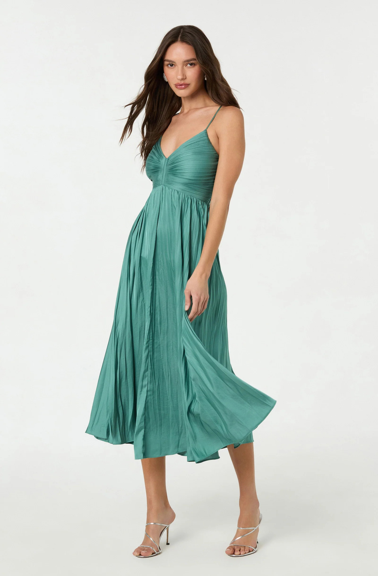 Maeve Pleated Midi Dress - Black / XS | ASTR The Label (US)