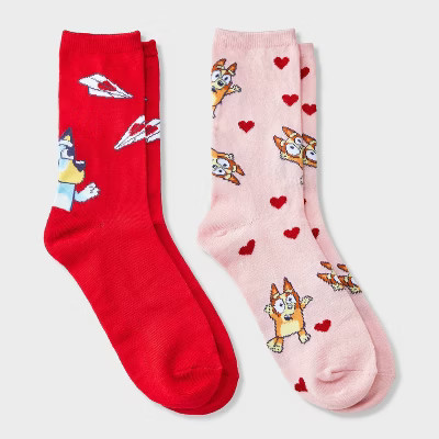 Women's Bluey Valentine's Day Giftable 2pk Crew Socks - Red/Pink 4-10 | Target