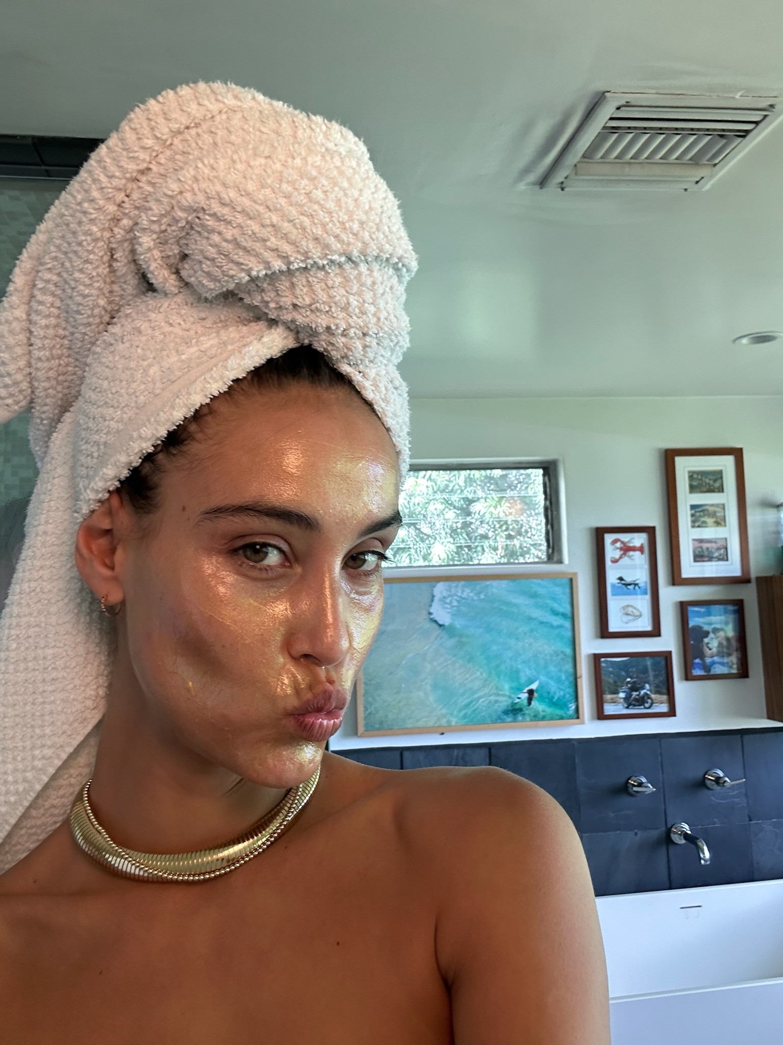 This masks packs in the golden glowy hydration  