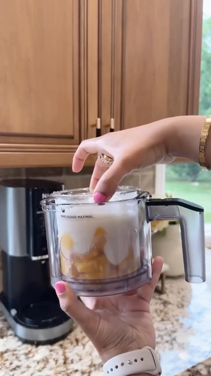 Home made ice cream with just 3 ingredients ? Yes please 😋 
I had this ice cream station, when my daughter’s friends were over and it was a hit! 🙌🏼



#liketkit #LTKKids #LTKHome #LTKSaleAlert
@shop.ltk
https://liketk.it/5Y4jW