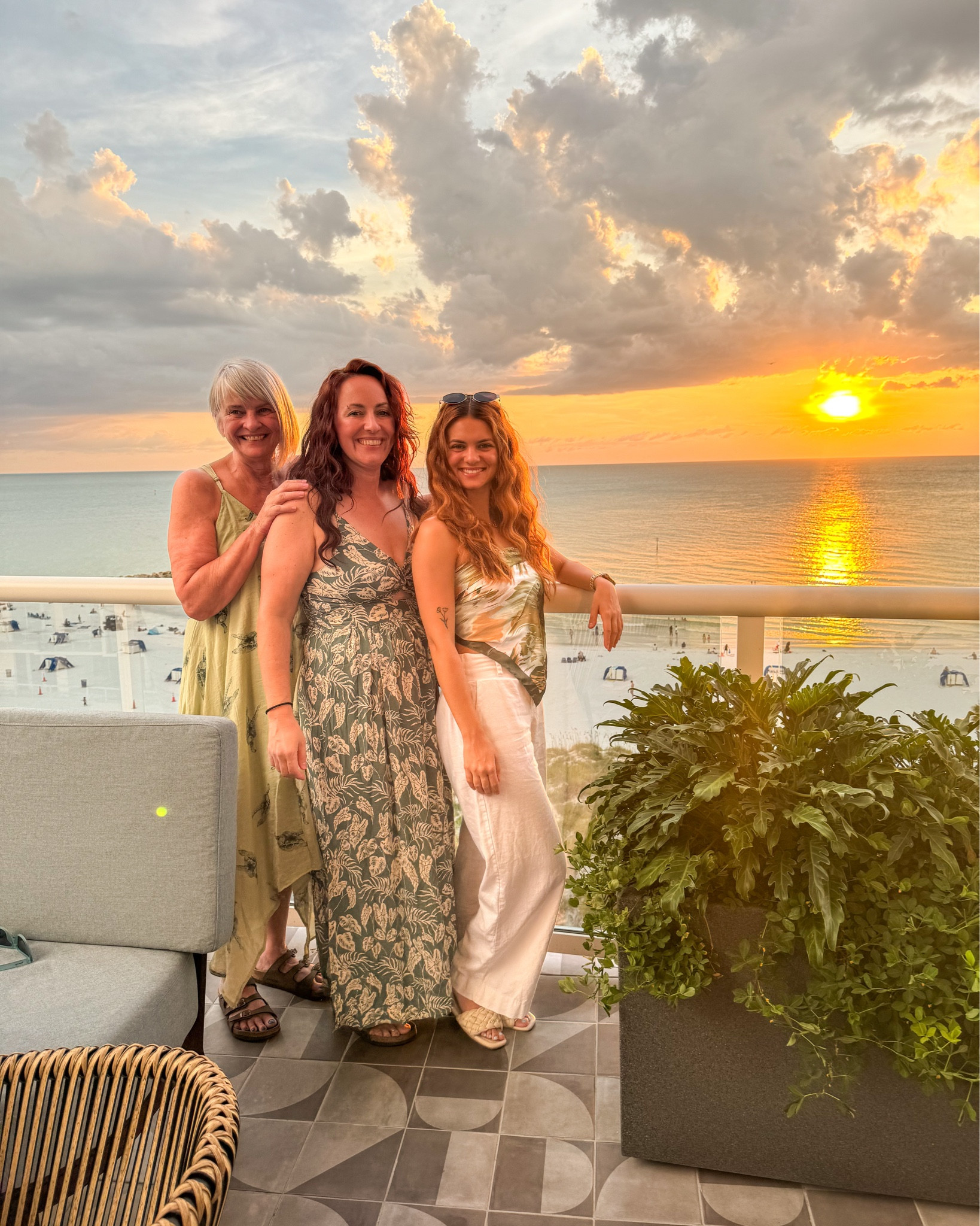 🌱 bandana top
🌱 linen pants (my exact ones are sold out so I found some similar)
🌱 jewelry
🌱 sunnies


#LTKTravel #LTKSeasonal #LTKBeauty