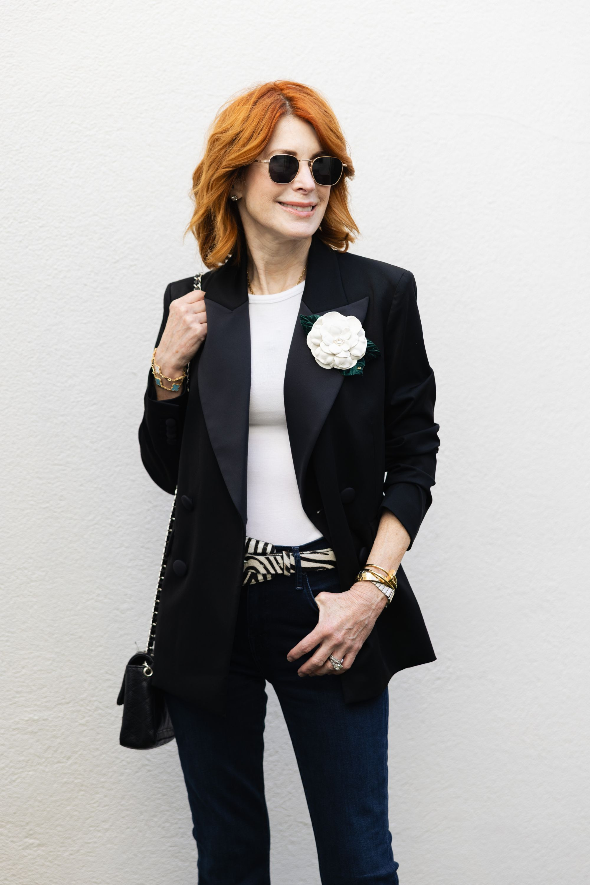 Dark wash denim is always one of the most flattering foundations for an outfit, especially styled with a classic spring jacket, slides, and a metallic purse. Such a good everyday option and a great place to start if you’re refreshing your closet. 

#LTKSeasonal#LTKOver40#LTKSaleAlert 

 

#LTKootd