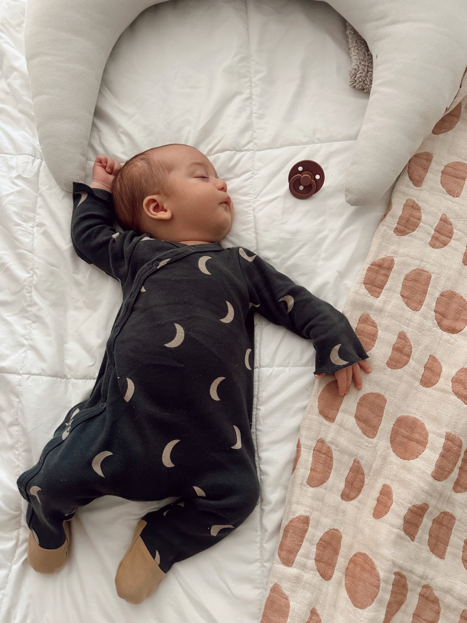 the sweetest onesies for you newborn/baby 🌙


#baby #newborn #newbornbaby #springchicken #organiczoo #newbornessentials #newbornclothing #babyclothing #babyessentials 

#LTKStyleTip #LTKBaby #LTKKids