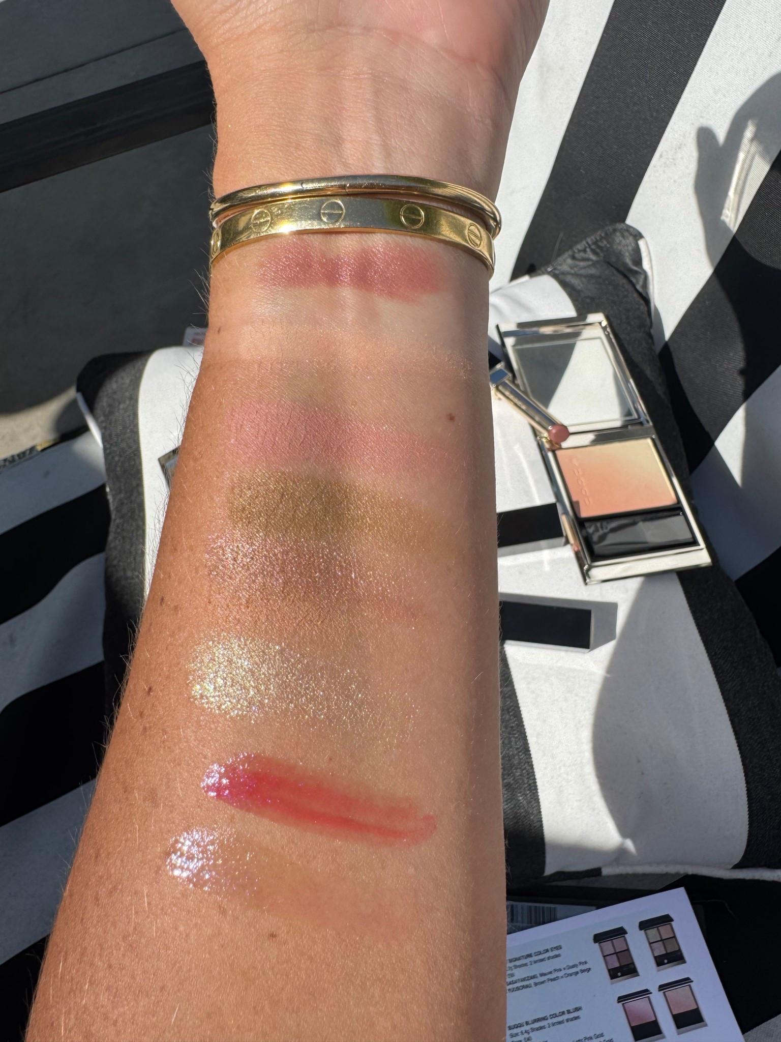 SUQQU Pre-Summer 2026 🌞
Signature Color Eyes in 152 and 153 (shown here)
Blurring Blush in 114 and 115
Velvet Fit Lipstick in 107 (nude pink)
Treatment Wrapping Gloss in 109 (lilac sparkle) and 110 (tomato red) 


#LTKdayinmylife #LTKBeauty #LTKSeasonal