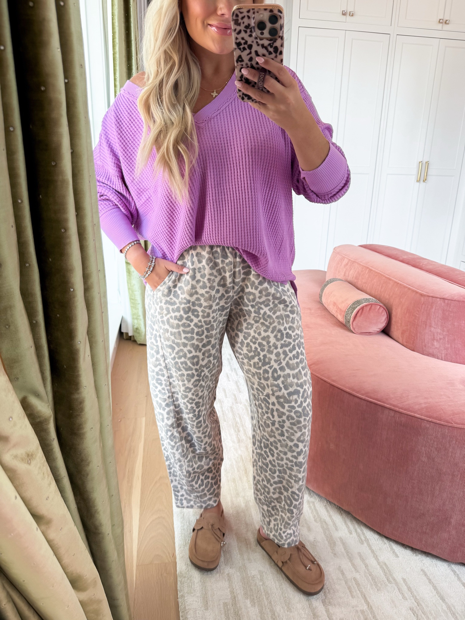 Love this pink & leopard combo

#LTKdayinmylife #LTKgrwm #LTKootd