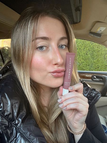 The best lip balm for on the go! Buttery and long-lasting. This is the new shade Brown Sugar. It has a subtle brown tint that’s perfect for fall. Get it during the Sephora sale! 


Summer Fridays, lip balm, lip gloss, lip tint, tinted lip balm, skincare, makeup, beauty, VIB sale, beauty insider

#LTKunder50 #LTKbeauty #LTKsalealert