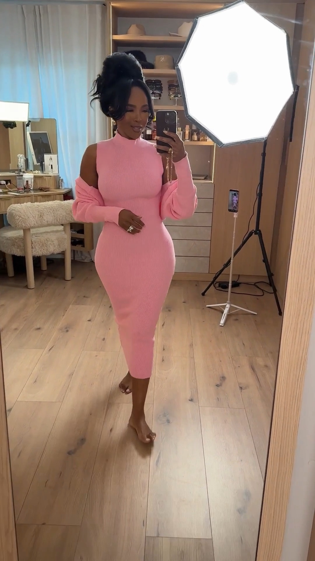 Soft pink, but make it confident 💕  
This ribbed midi moment hugs in all the right places while still feeling effortless and wearable. The cutout shoulders and cozy texture make it one of those pieces that does the talking for you.

Perfect for brunch dates, Valentine’s plans, baby showers, or anytime you want a feminine look that still feels grown and put-together.

📏 Sizing: Wearing size Small  
Height: 5'4" | Bust: 34D | Waist: 27" | Hips: 40"

Save this look for later or shop it now while it’s still in stock.  

Follow me on Instagram and YouTube @kirasfashionfinds



#LTKValentine #LTKvlog