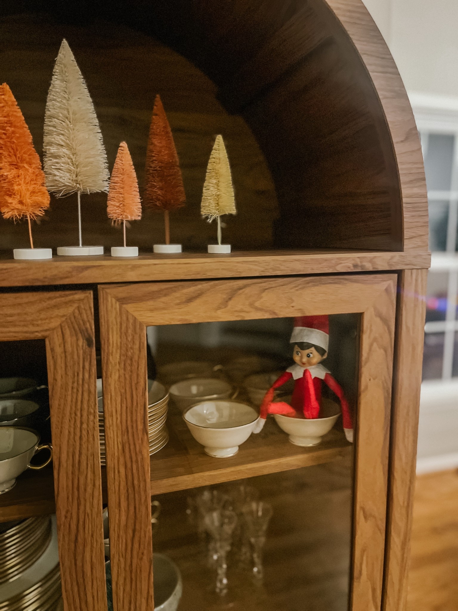 Eye spy with my little eye…#christmasiscoming #elfontheshelf 

#LTKHoliday